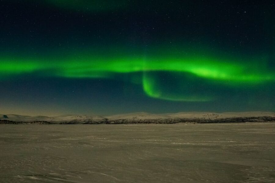 Abisko: Aurora Snowshoeing - Moonlit Abisko on snowshoes: why this feels special