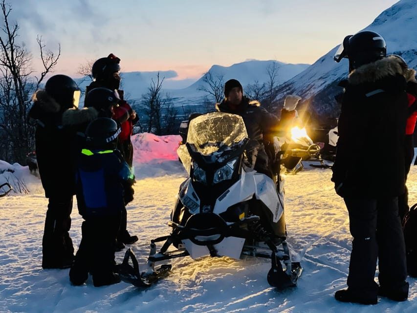 Abisko/Björkliden: Panorama Snowmobile Tour with Snacks - The Björkliden Start: Pickup Timing and How the Ride Actually Begins