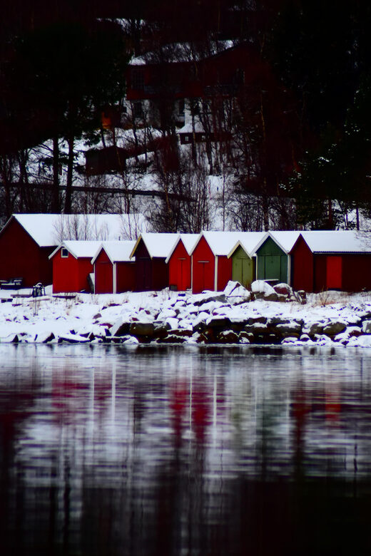 Abisko: Fjord Sightseeing and Photography Tour - The final photo stop: how guides turn one viewpoint into several shots