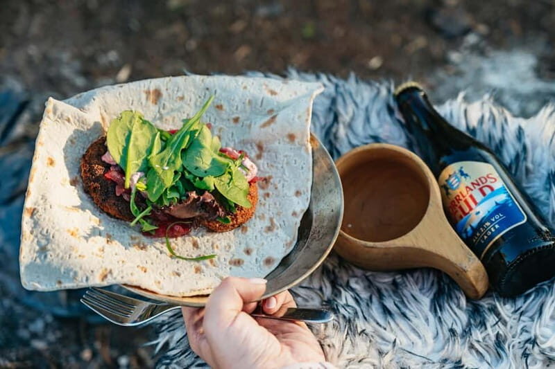 From Stockholm: Moose & Wildlife Safari with Campfire Dinner - Wildlife hotspot driving: how they search smarter after dark