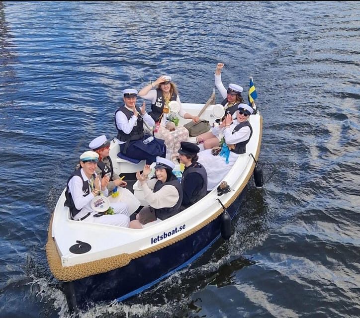 Gothenburg city center: Electric selfdrive boat tour - Electric self-drive in Gothenburg: how the experience actually works