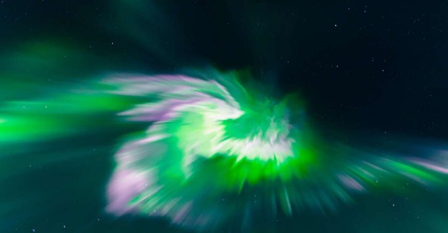 Kiruna: Northern Lights Tour with Photos - The 5-hour rhythm: hunting, waiting, and photographing the aurora