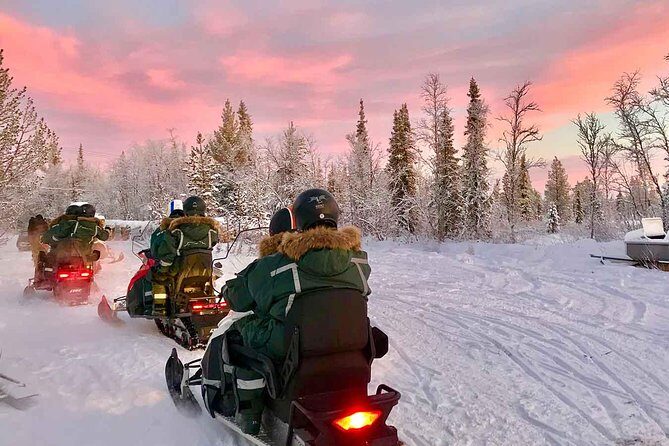 Snowmobile Arctic Adventure - Why a Kiruna snowmobile tour feels like Lapland up close