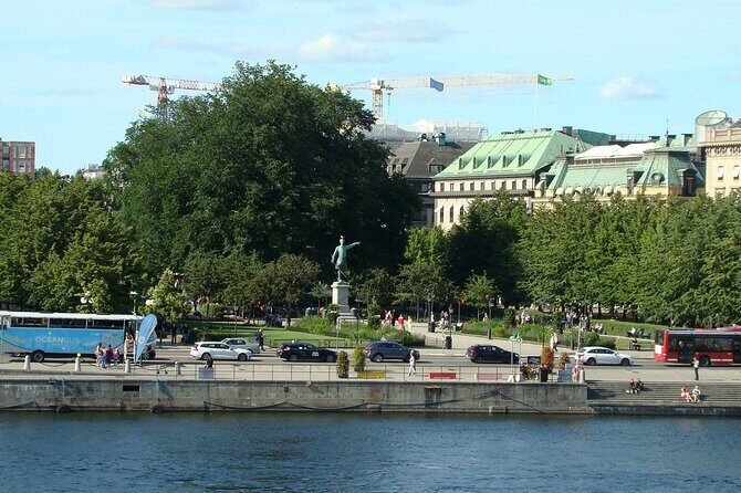 Stockholm- A Beauty On The Water: Old Town Walking Tour and Boat Trip Combined - Lejonbacken and Slottsbacken: Palace Area, Perfect Photos, Real Stories