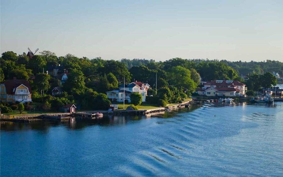 Stockholm: Archipelago Boat Tour - Weather reality: when the deck is worth it anyway