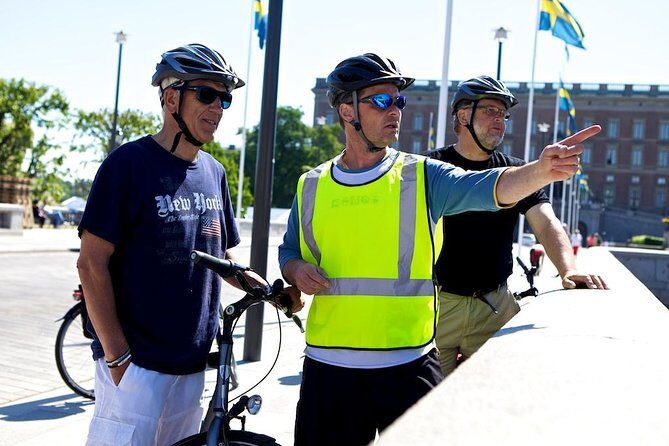 Stockholm at a Glance Bike Tour - Meeting at Kungsbro Strand 21 and starting without stress