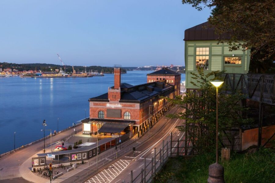 Stockholm: Fotografiska Museum Entrance Ticket - Extra details that improve the visit fast