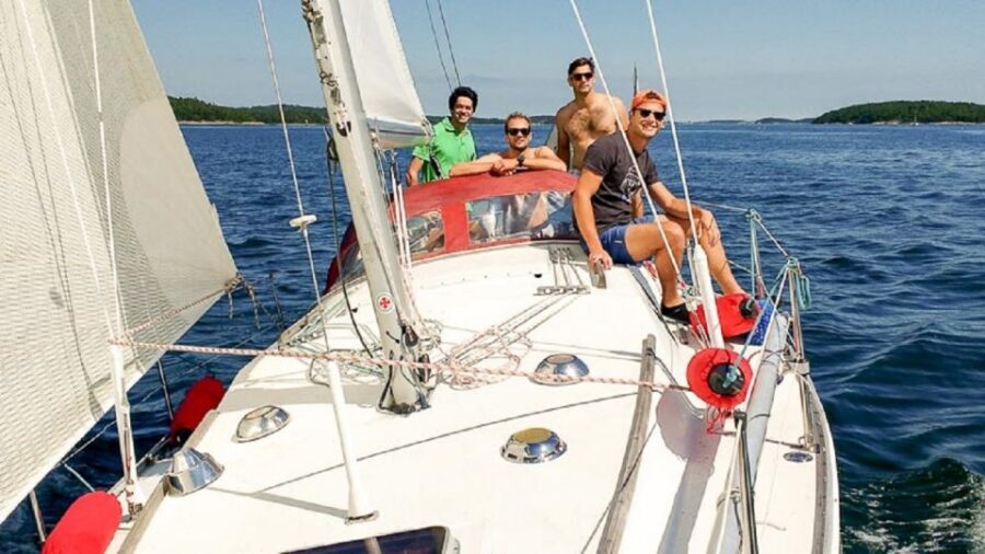 Stockholm: Full Day Archipelago Sailing Tour with Lunch - Rain or shine sailing: how to dress so the day stays fun