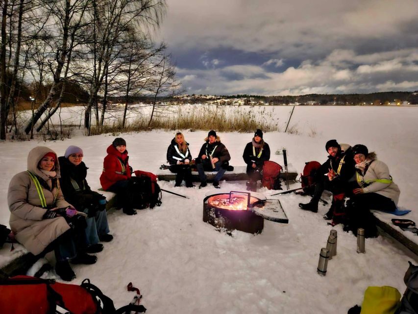 Stockholm: Ice Skating in the Moonlight with Hot Chocolate - The Break Time: Warmth, Hot Chocolate, and a Reset for Your Legs