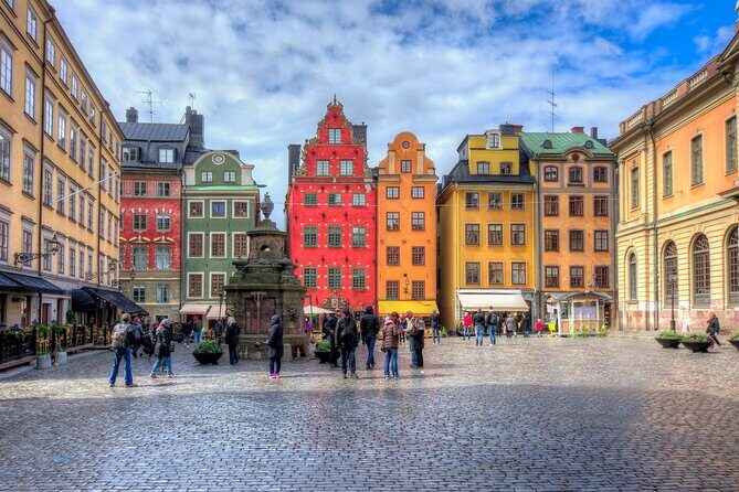Stockholm Must See: City Hall, Gamla Stan and Vasa Museum - City Hall at 10:00: Views, Gardens, and What You Can’t Expect