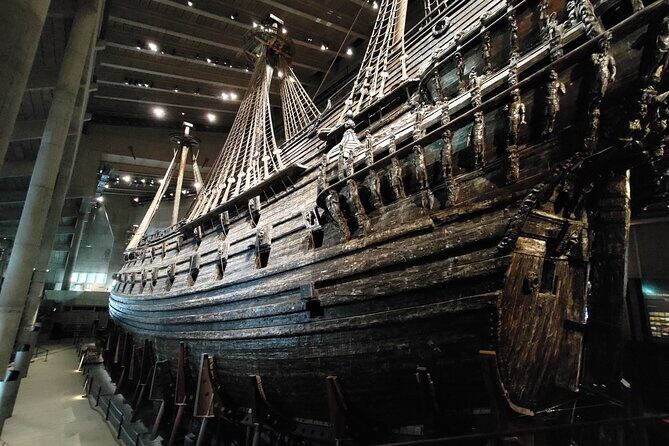 Stockholm Must See - Old Town, boat + Vasa Museum 3h small group - Alley of Hell, runestones, and the maze of Gamla Stan