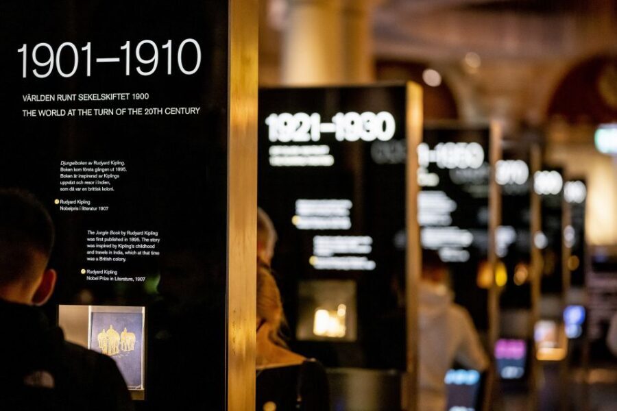 Stockholm: Nobel Prize Museum and Exhibition Entry Ticket - Guided tours in English and Swedish: how to get more from a small museum