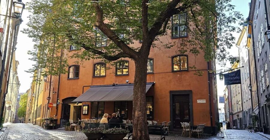 Stockholm: Old Town Walking Tour, stories and secrets - Gamla Stan on foot: why 2 hours hits the sweet spot