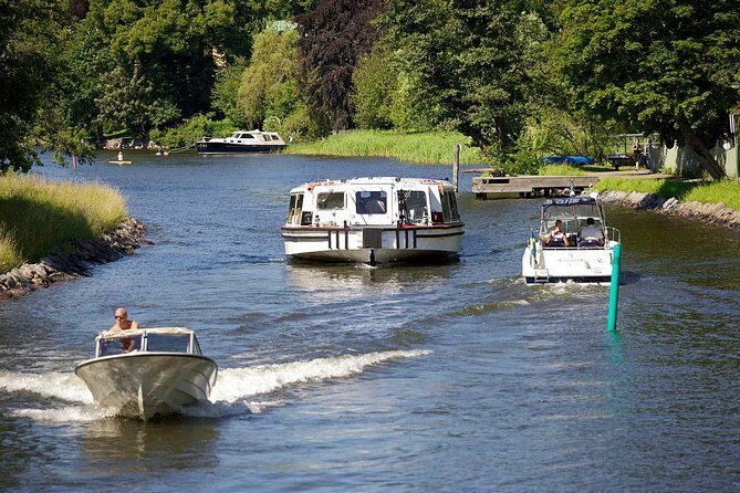 Stockholm Royal Djurgården Boat Tour - Djurgården and the Vasa Museum area: why this stop matters