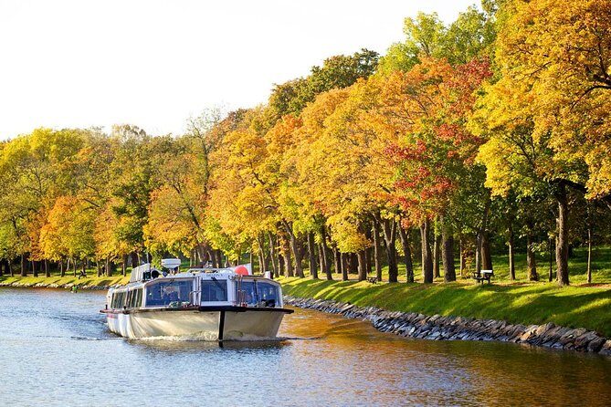 Stockholm Royal Djurgården Boat Tour - Waldemarsudde and the royal residence: seeing culture from the best angle