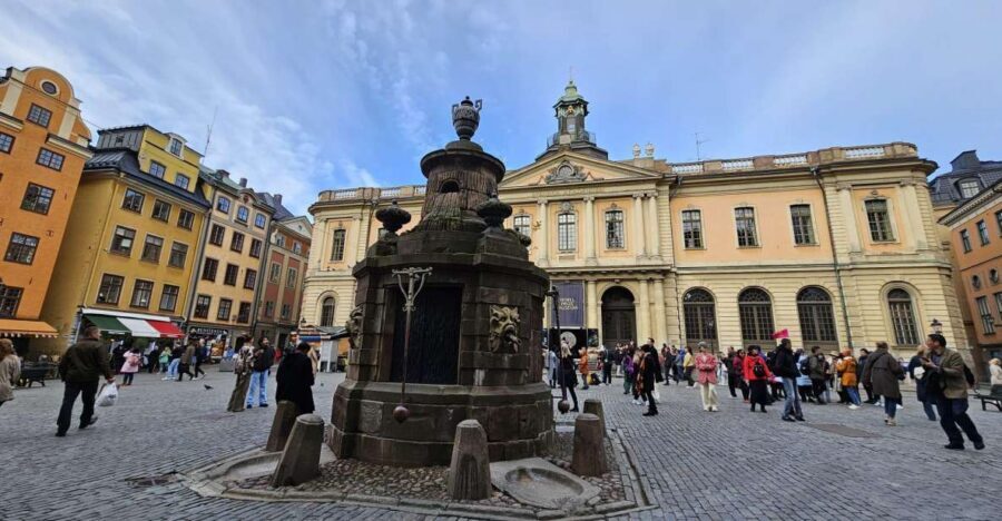 Stockholm: Secrets of Gamla Stan Guided Tour w/ Fika Option - Gamla Stan in Two Hours: What This Walk Really Gives You