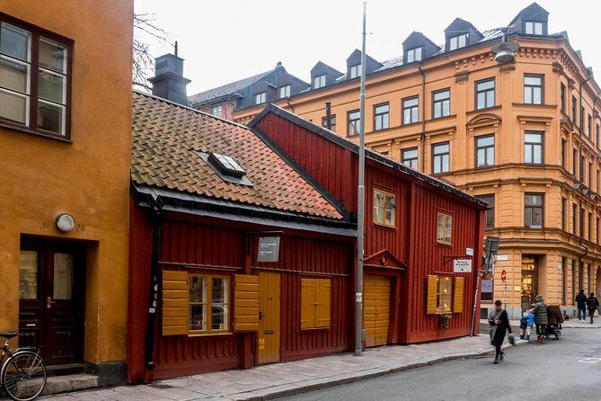Stockholm: Södermalm E-Bike Tour - Weather Reality: Ponchos, Rain Strategy, and Staying Comfortable