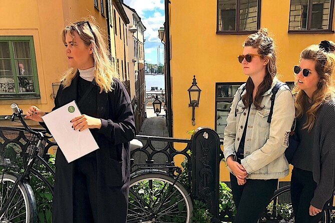 Walking Tour of Stockholm's Old Town, Gamla Stan - Mynttorget: a historic square close to the Royal Palace